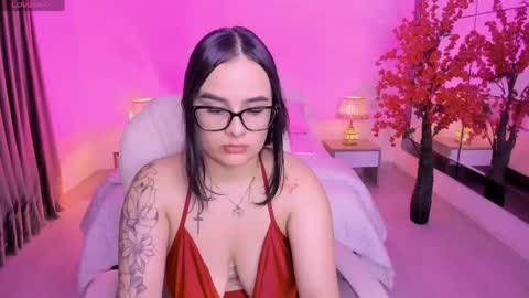 karol_priston online show from May 22, 3:37 am