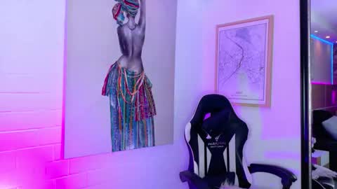 KAROL SCOTT online show from May 23, 1:59 am