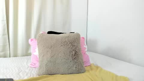 Snapshot of karol_w10 chatting on February 27, 7:37 pm karol_w10 online show from February 27, 7:37 pm