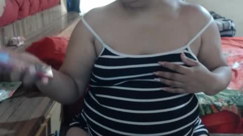 karolbb21 online show from May 17, 12:48 pm