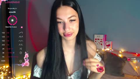 Kira online show from May 9, 2:24 am