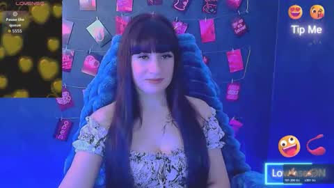 Caroline online show from February 16, 8:14 am