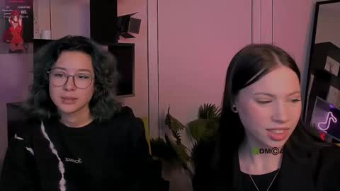 karolina_vendi online show from November 4, 1:49 pm