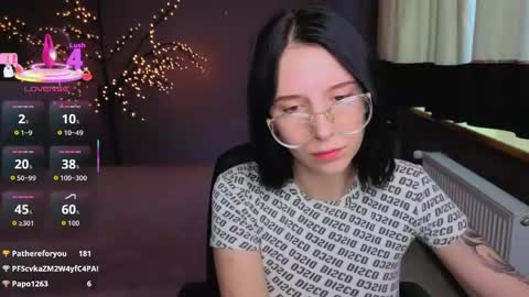 Karolina online show from May 16, 10:36 am