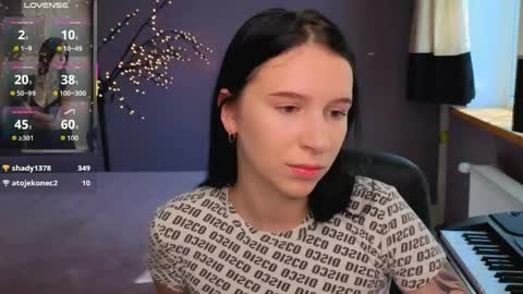 Karolina online show from May 25, 6:45 am