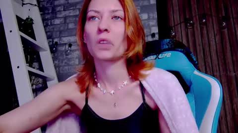 karoline121 online show from February 28, 4:10 am