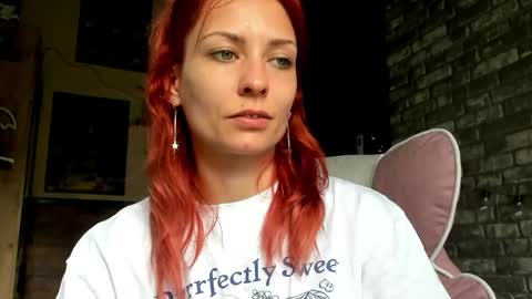 karoline121 online show from May 17, 12:37 pm