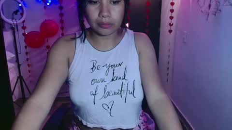 karolinecute online show from February 13, 4:11 am