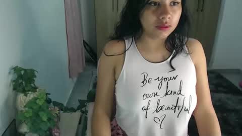 karolinecute online show from January 5, 1:56 am