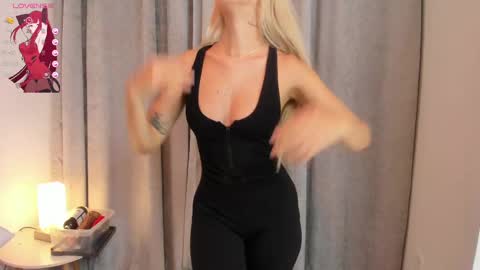 Karoline  online show from February 25, 12:27 pm