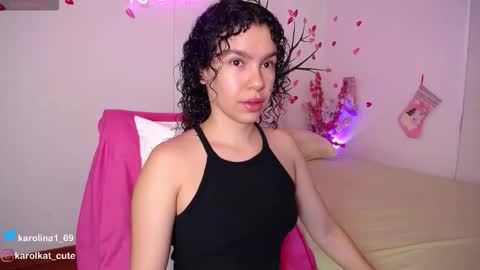 Karolina 3 online show from February 1, 1:43 pm