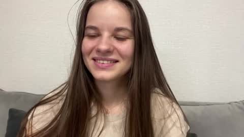 Lia online show from May 11, 4:04 pm
