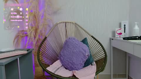 KARY online show from March 18, 3:39 pm