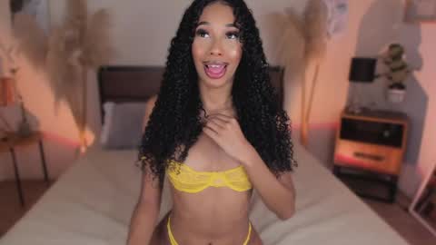Kary Moon online show from May 27, 9:01 pm