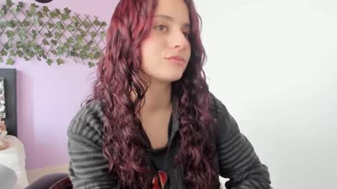 kassandra james online show from December 15, 4:59 pm