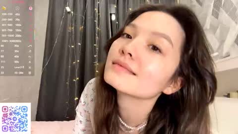 Kira online show from December 19, 4:32 pm