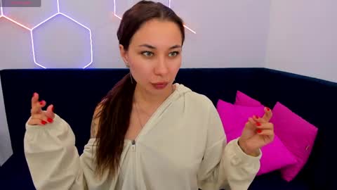 kat__cat online show from May 3, 8:50 am