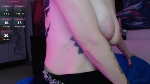 Snapshot of kat_kitty_ chatting on February 26, 7:23 am kat_kitty_ online show from February 26, 7:23 am