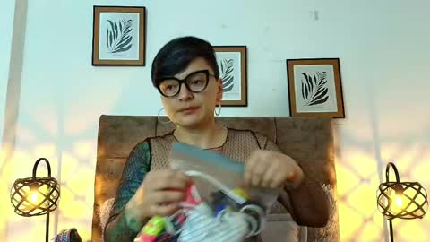 kat paradisse online show from May 6, 11:58 am