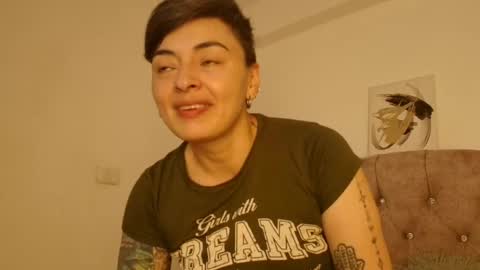 kat paradisse online show from March 18, 12:10 pm