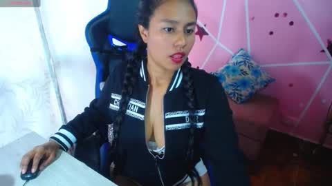 kataleya_amaya online show from January 25, 10:39 pm