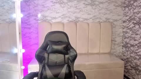 kataleya_t online show from October 7, 3:00 am