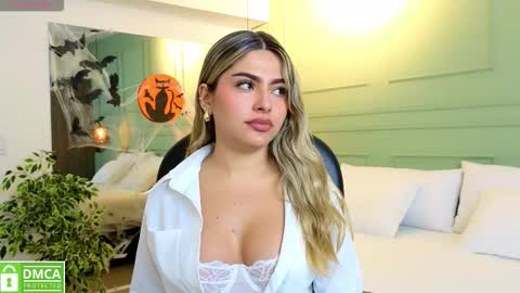 Kat online show from October 27, 11:50 am