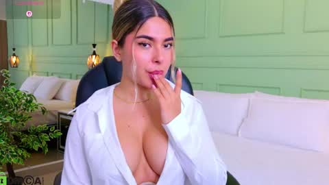 Kat online show from May 8, 12:30 pm