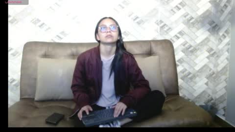 Katalina online show from April 9, 2:44 pm