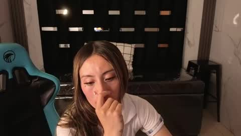 Katalina  online show from May 16, 12:13 am