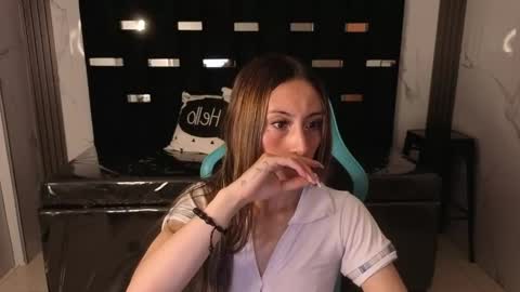 Katalina  online show from May 16, 12:02 am