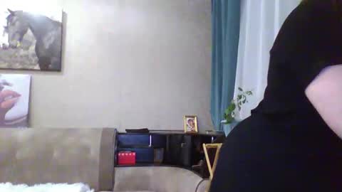 katarios online show from November 11, 3:42 pm