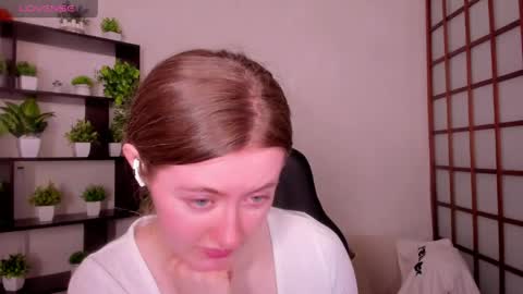 Kate online show from May 8, 2:37 am