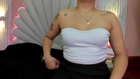 kate online show from April 29, 3:47 pm