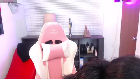 Kate  online show from December 17, 12:00 pm