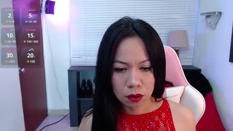 Kate  online show from January 8, 1:52 pm