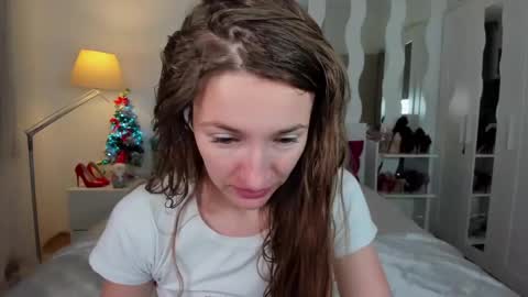 kate_redgar online show from January 20, 1:53 pm