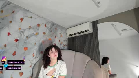 Im Katherine but call me Kate  online show from November 13, 12:26 pm