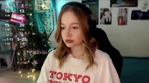 Snapshot of katerinaxvold chatting on January 16, 7:17 am Lisa online show from January 16, 7:17 am