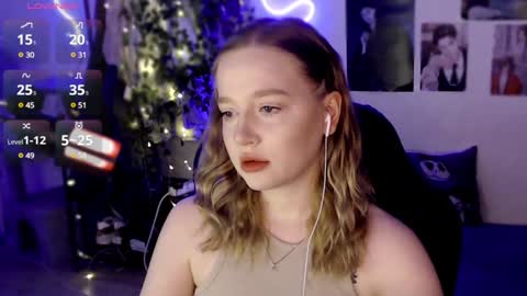 Snapshot of katerinaxvold chatting on December 3, 2:05 pm Lisa online show from December 3, 2:05 pm