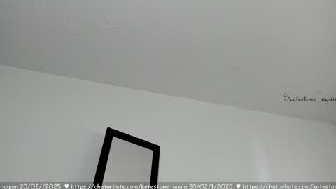 Snapshot of katestone_again chatting on February 20, 3:19 pm love meeee online show from February 20, 3:19 pm