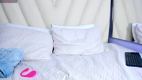 katha03_ online show from May 5, 9:29 pm