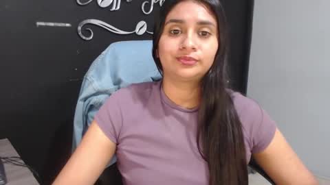 Snapshot of kathe0v chatting on October 26, 4:35 pm Call me Lau  online show from October 26, 4:35 pm