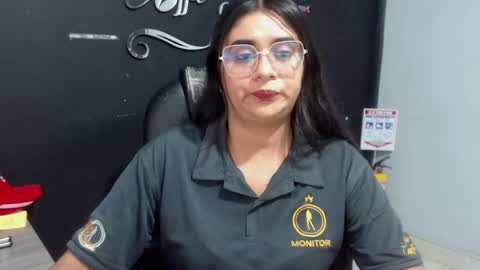 Call me Lau  online show from May 27, 11:24 pm