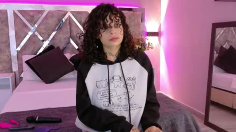 KatheGomez  online show from May 23, 3:27 am