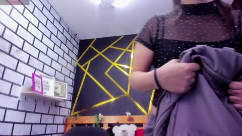 Paola online show from January 13, 12:35 pm