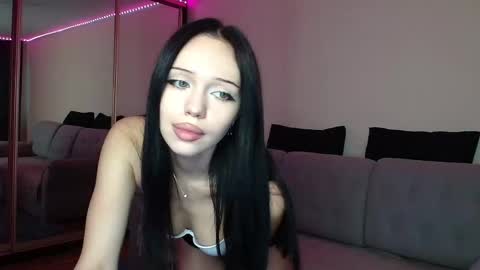 KathrineBerry online show from September 28, 6:20 am