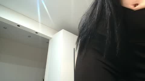 KathrineBerry online show from May 18, 6:41 am