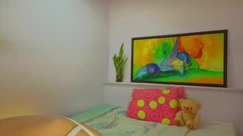Khaterine online show from May 20, 1:52 pm