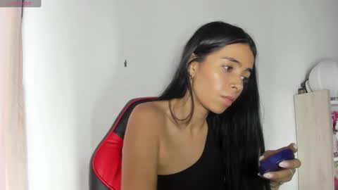 Snapshot of katialips_ chatting on October 8, 8:57 pm Katia online show from October 8, 8:57 pm